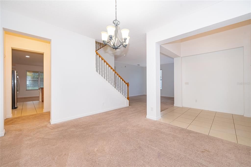 En Venta: $569,000 (5 camas, 3 baños, 4006 Pies cuadrados)