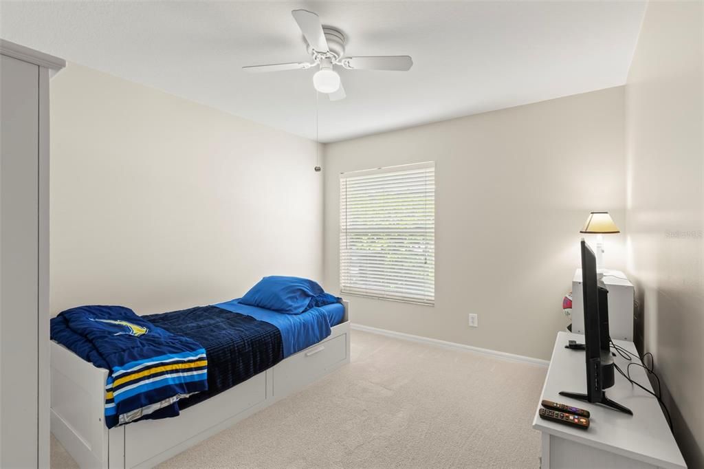 En Venta: $434,900 (4 camas, 2 baños, 2145 Pies cuadrados)