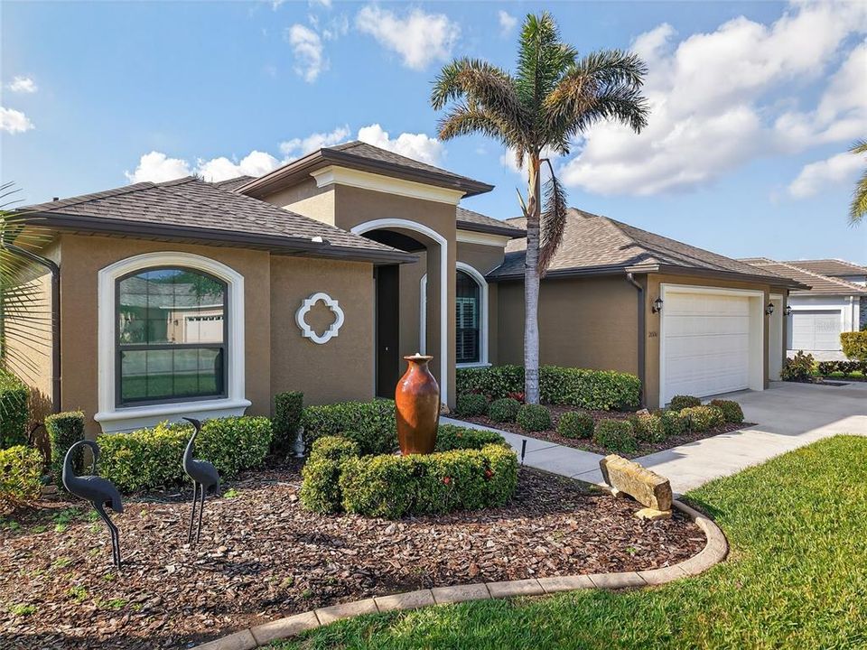 For Sale: $799,000 (4 beds, 3 baths, 2651 Square Feet)