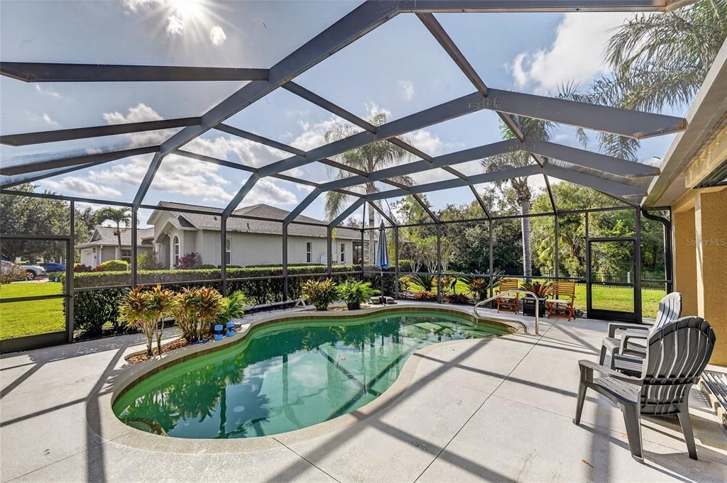 For Sale: $799,000 (4 beds, 3 baths, 2651 Square Feet)