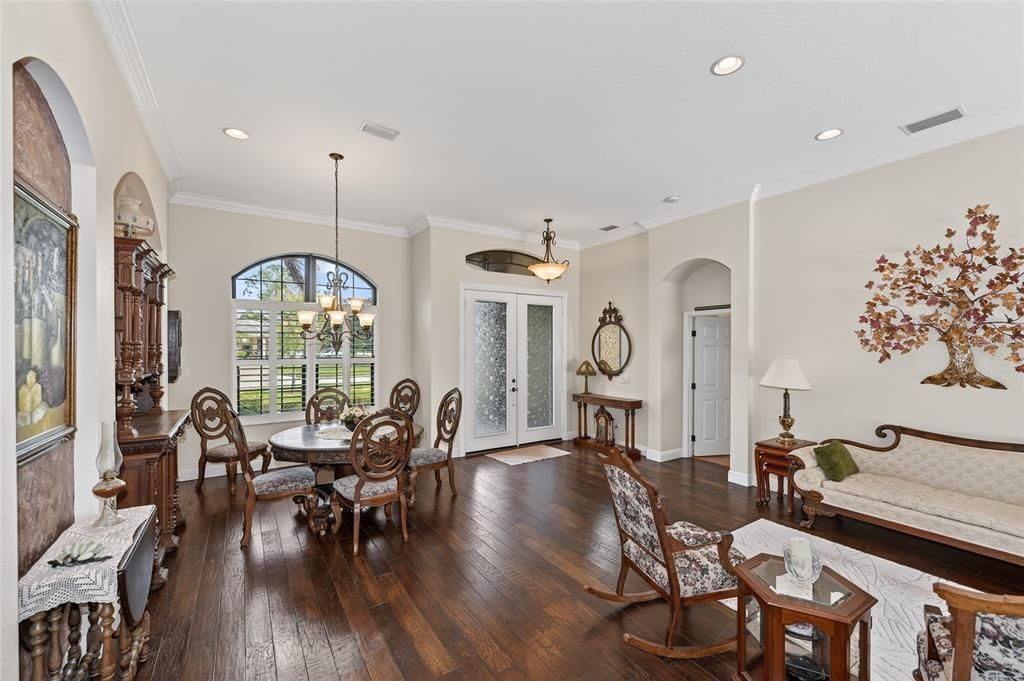 For Sale: $799,000 (4 beds, 3 baths, 2651 Square Feet)