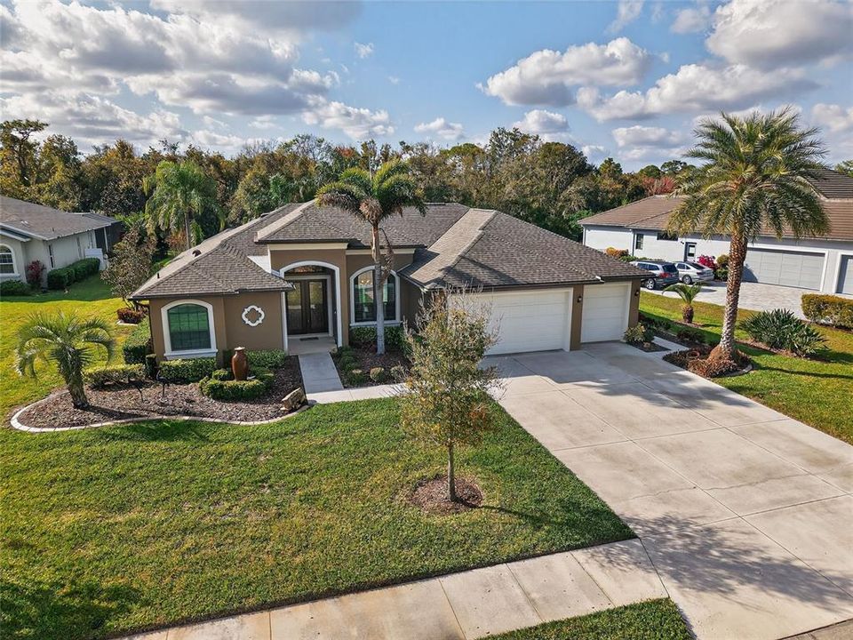 For Sale: $799,000 (4 beds, 3 baths, 2651 Square Feet)