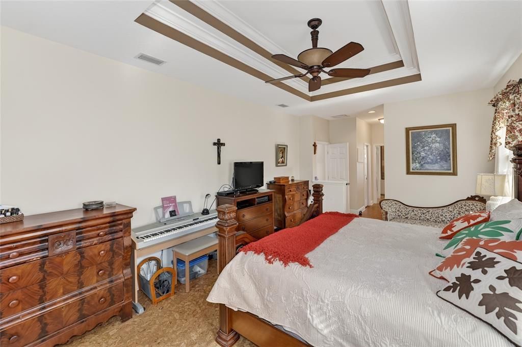 For Sale: $799,000 (4 beds, 3 baths, 2651 Square Feet)