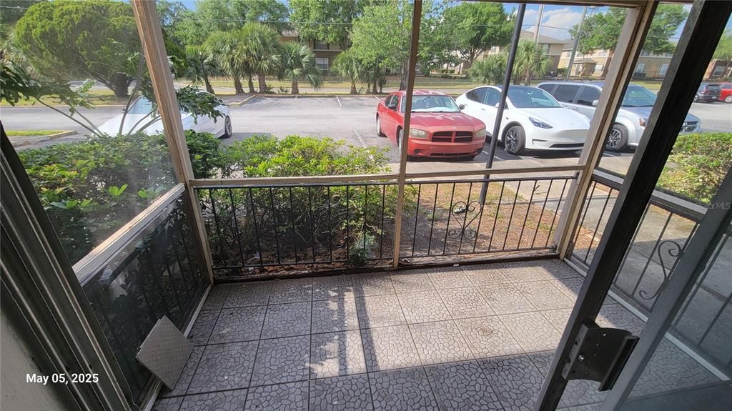 For Rent: $1,295 (2 beds, 1 baths, 761 Square Feet)