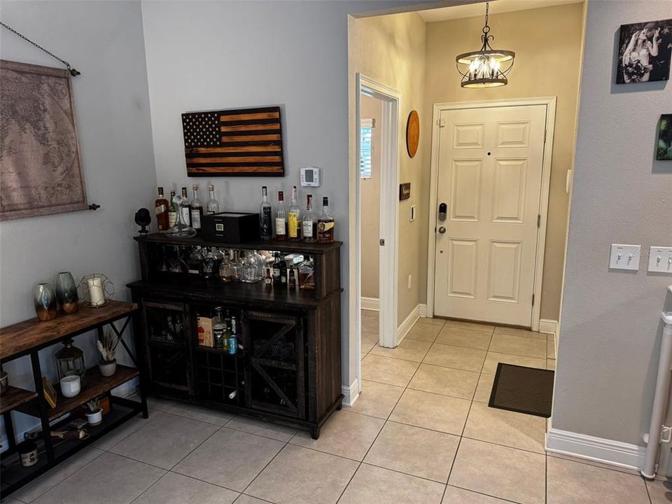 出租: $3,900 (4 贝兹, 2 浴室, 1813 平方英尺)