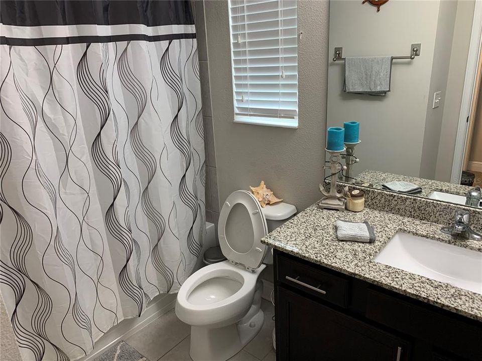 出租: $3,900 (4 贝兹, 2 浴室, 1813 平方英尺)