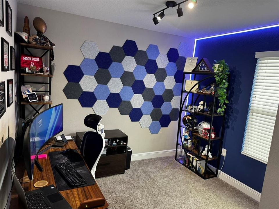 出租: $3,900 (4 贝兹, 2 浴室, 1813 平方英尺)