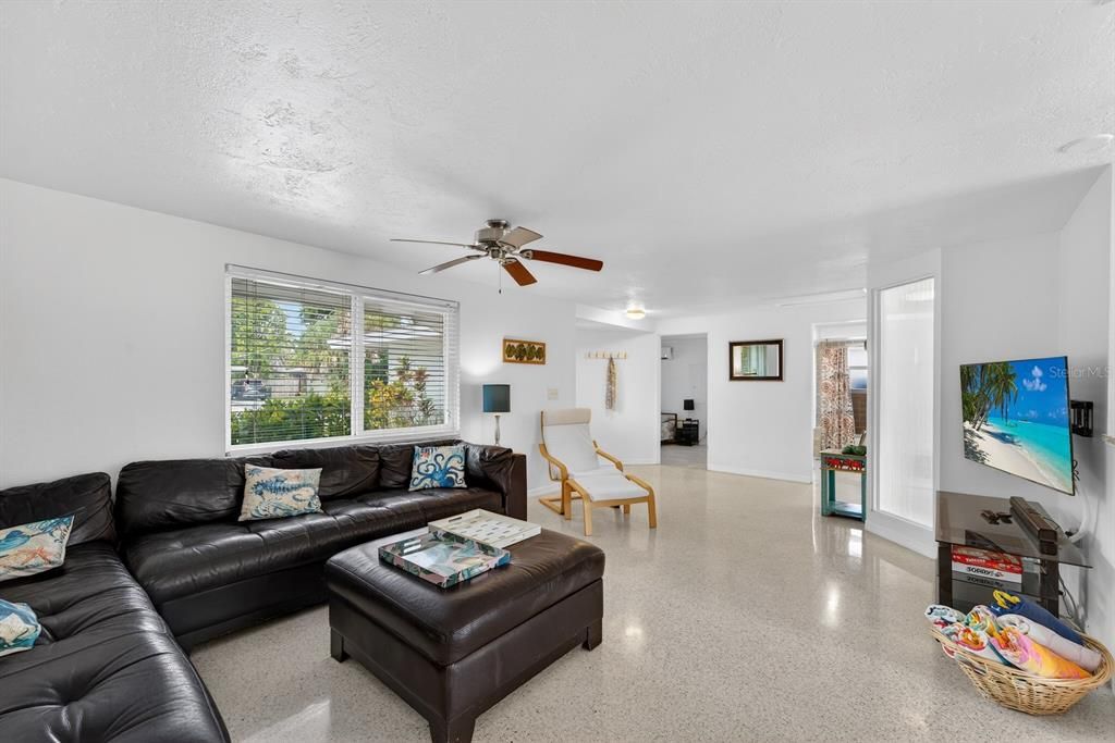 For Sale: $534,900 (3 beds, 2 baths, 1793 Square Feet)