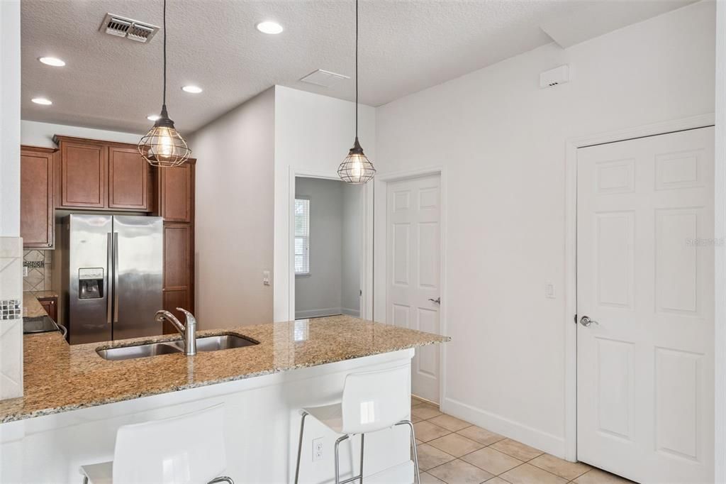 En Venta: $455,000 (3 camas, 3 baños, 1830 Pies cuadrados)