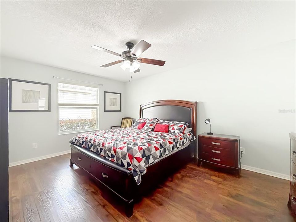 En Venta: $295,000 (2 camas, 2 baños, 1156 Pies cuadrados)