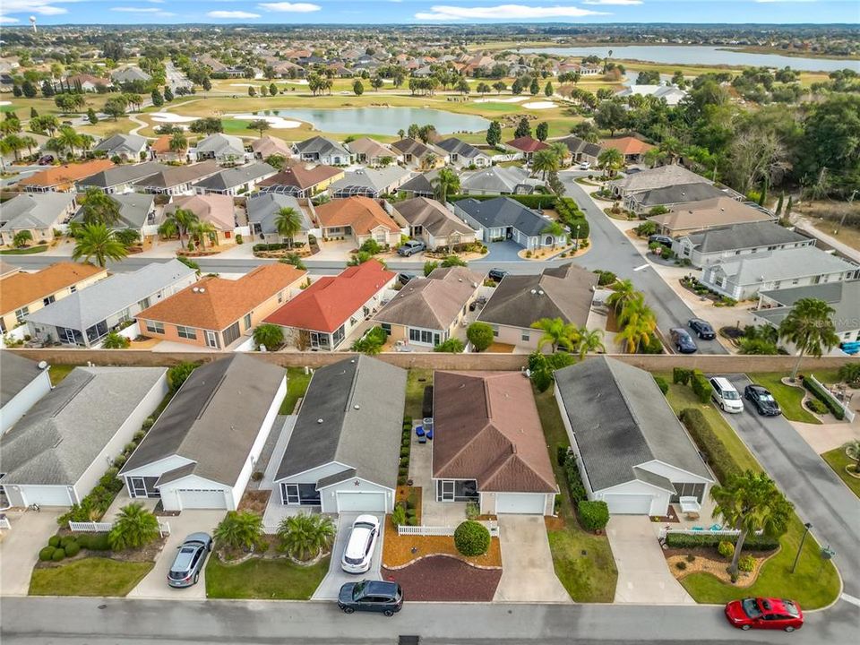 En Venta: $295,000 (2 camas, 2 baños, 1156 Pies cuadrados)