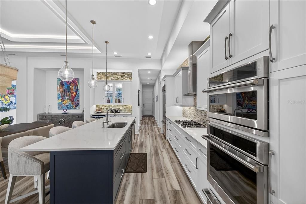 For Sale: $2,550,000 (4 beds, 4 baths, 3104 Square Feet)