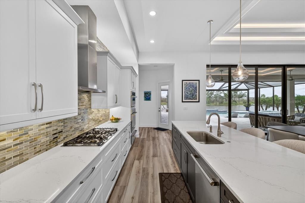 For Sale: $2,550,000 (4 beds, 4 baths, 3104 Square Feet)