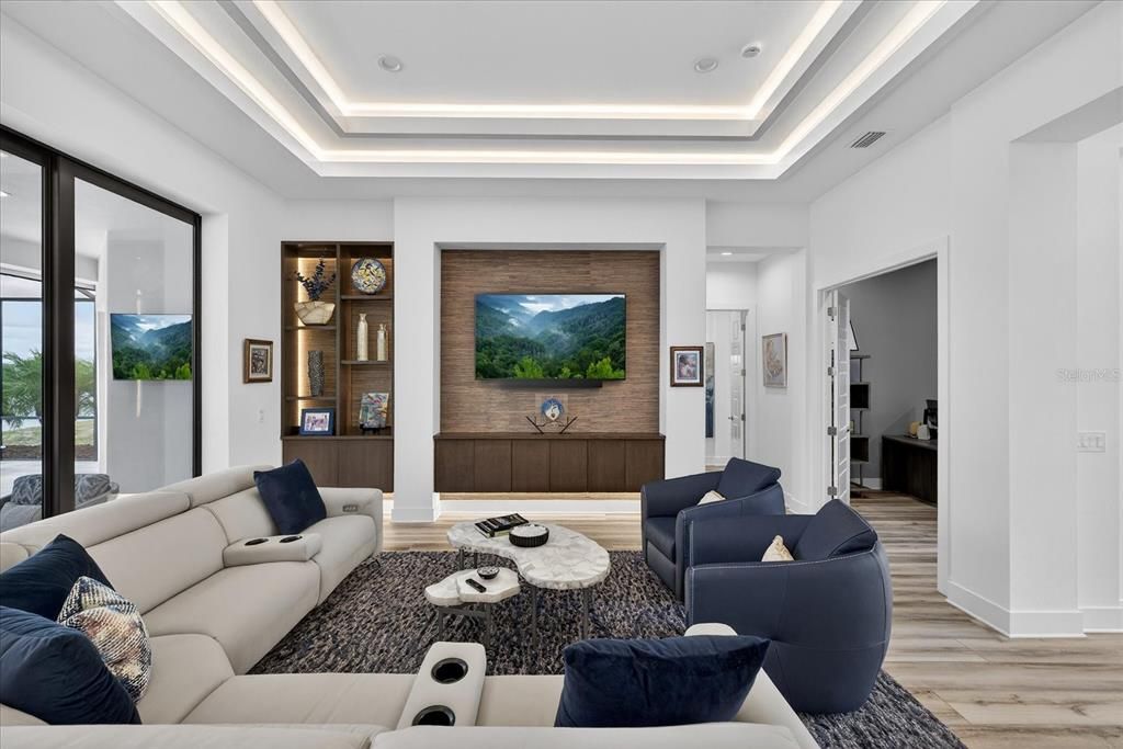 For Sale: $2,550,000 (4 beds, 4 baths, 3104 Square Feet)