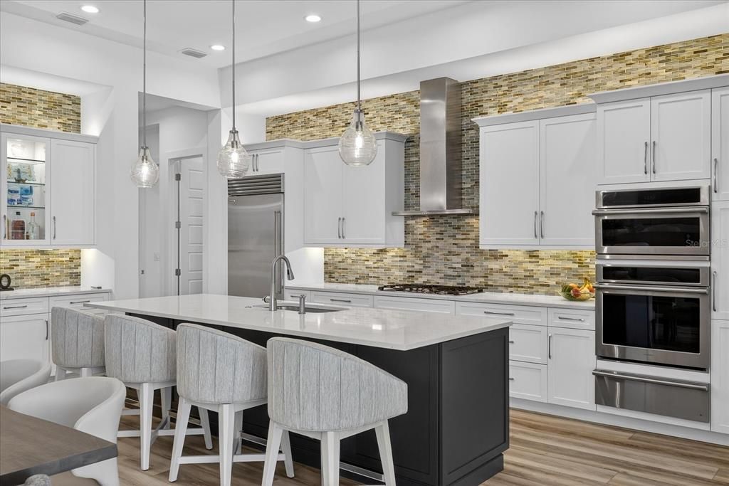 For Sale: $2,550,000 (4 beds, 4 baths, 3104 Square Feet)