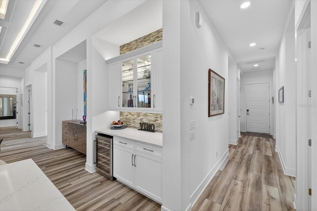 For Sale: $2,550,000 (4 beds, 4 baths, 3104 Square Feet)