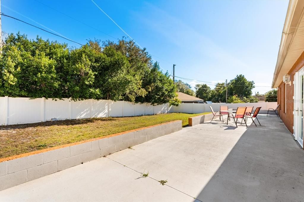 En Venta: $359,900 (3 camas, 2 baños, 2020 Pies cuadrados)