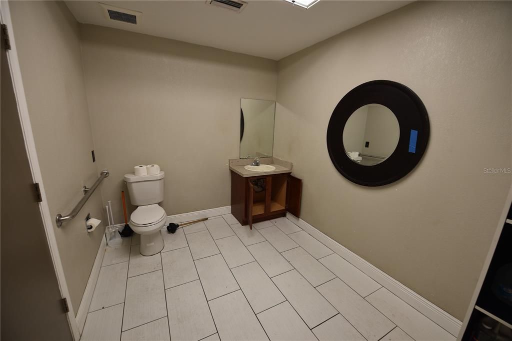 待售: $74,400 (0 贝兹, 0 浴室, 23346 平方英尺)