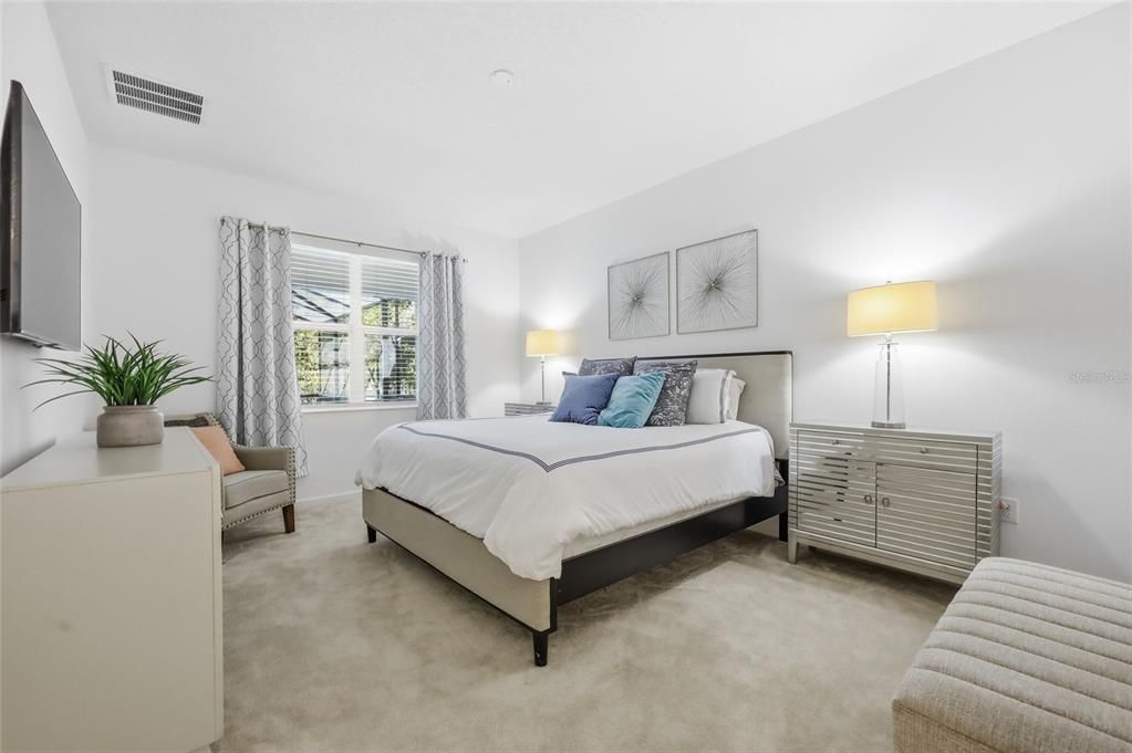 En Venta: $649,000 (6 camas, 4 baños, 2872 Pies cuadrados)