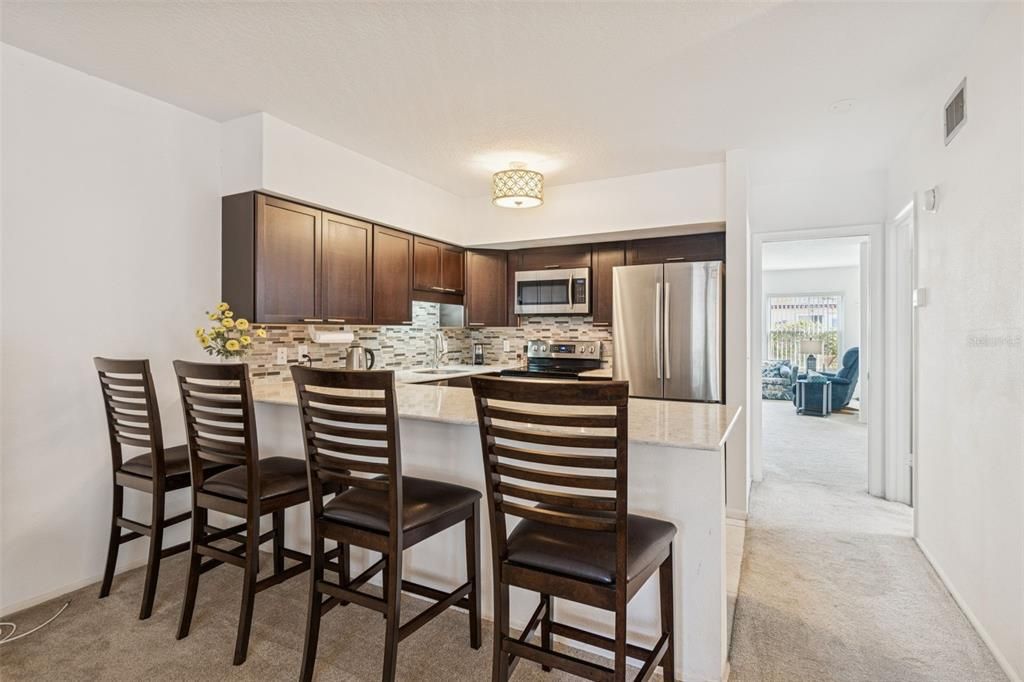 For Sale: $149,000 (1 beds, 1 baths, 780 Square Feet)