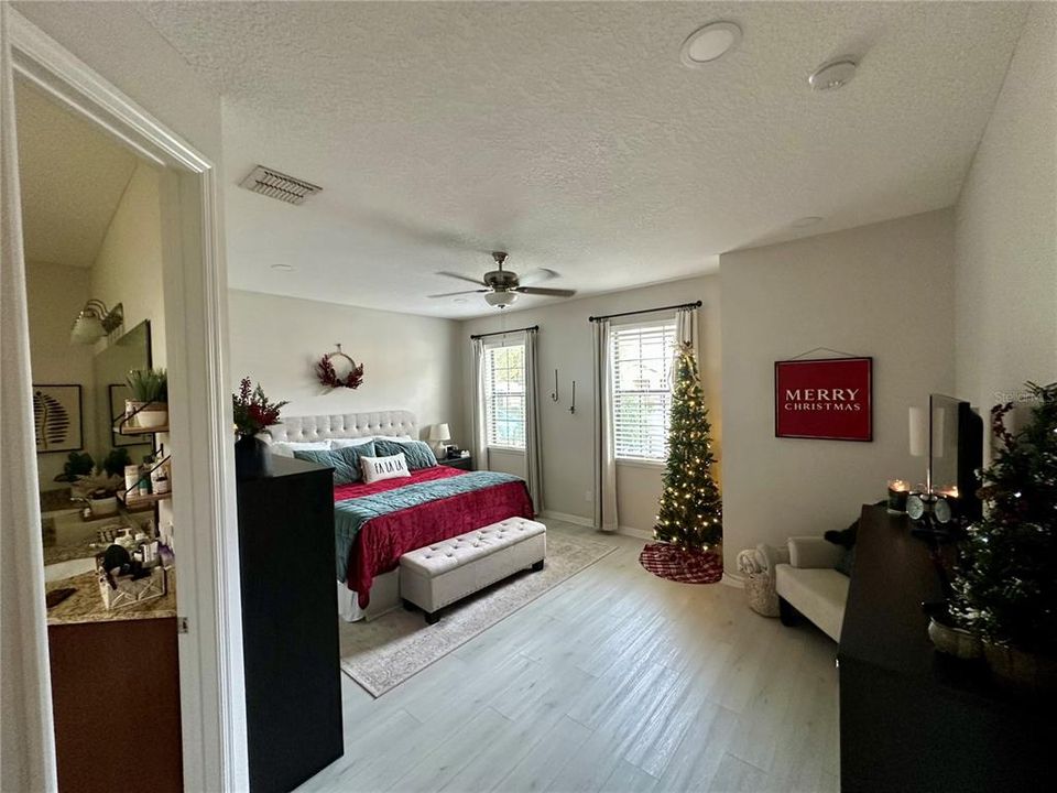 待售: $569,000 (3 贝兹, 2 浴室, 2058 平方英尺)