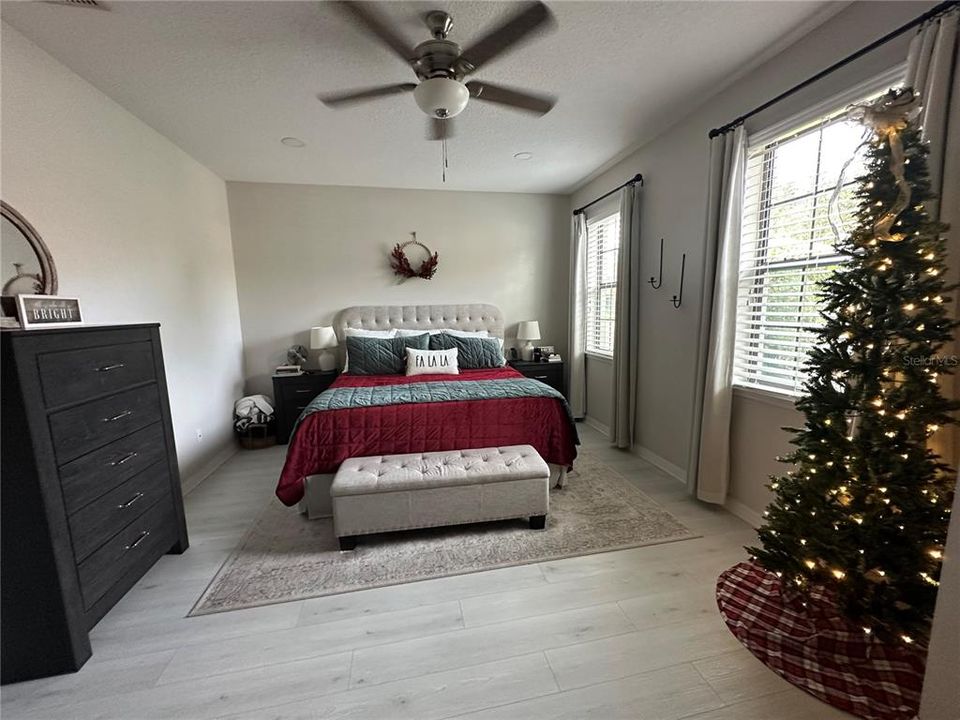 待售: $569,000 (3 贝兹, 2 浴室, 2058 平方英尺)