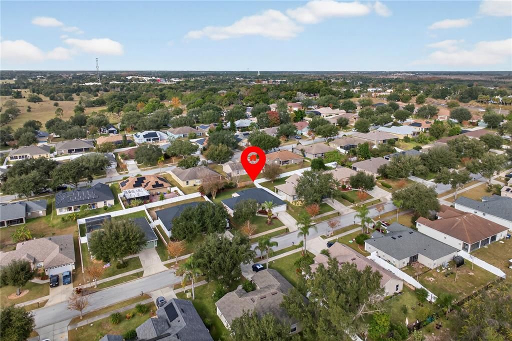 На продажу: $365,899 (3 спален, 2 ванн, 1822 Квадратных фут)