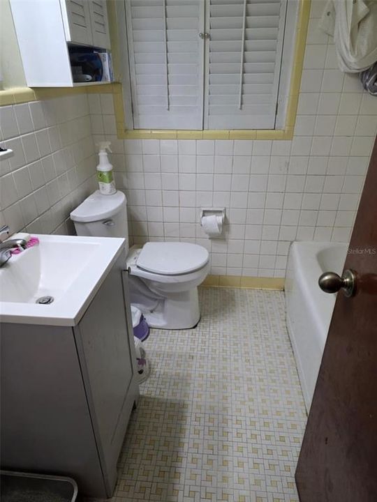 待售: $235,000 (4 贝兹, 2 浴室, 1794 平方英尺)