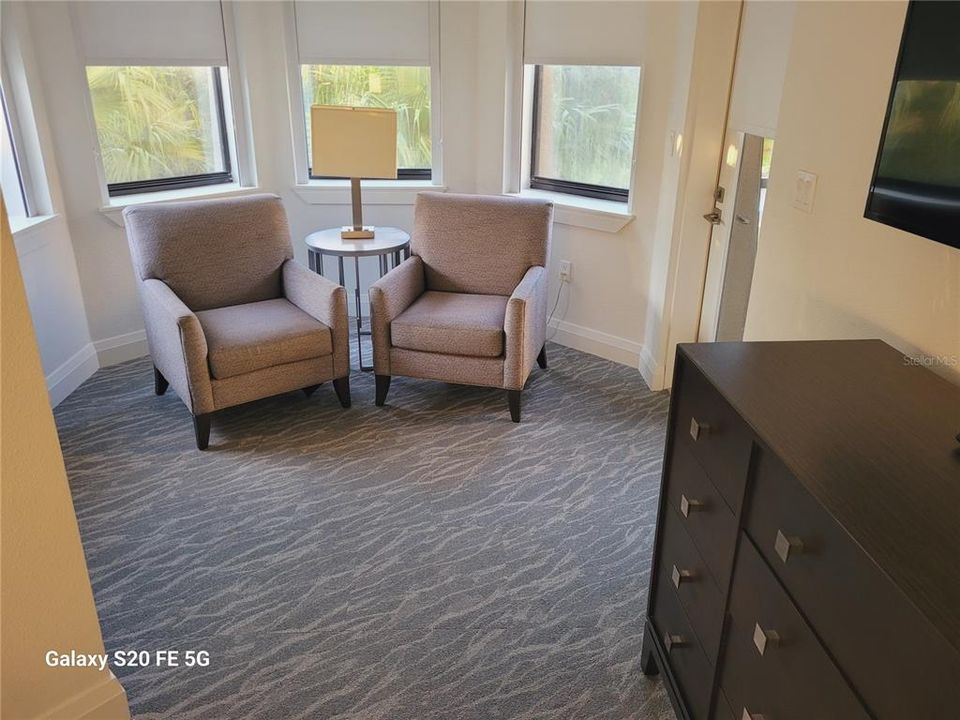 待售: $240,000 (3 贝兹, 3 浴室, 1544 平方英尺)