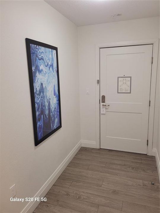 待售: $240,000 (3 贝兹, 3 浴室, 1544 平方英尺)