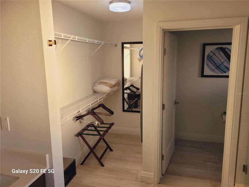 待售: $240,000 (3 贝兹, 3 浴室, 1544 平方英尺)