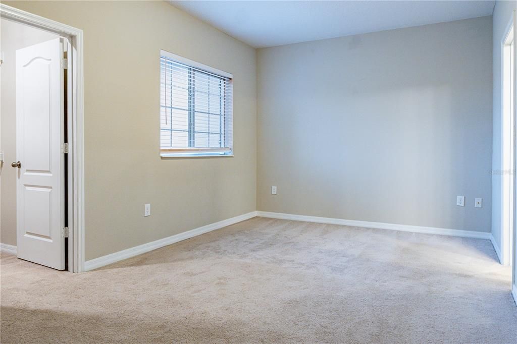 En Renta: $2,430 (3 camas, 2 baños, 1842 Pies cuadrados)