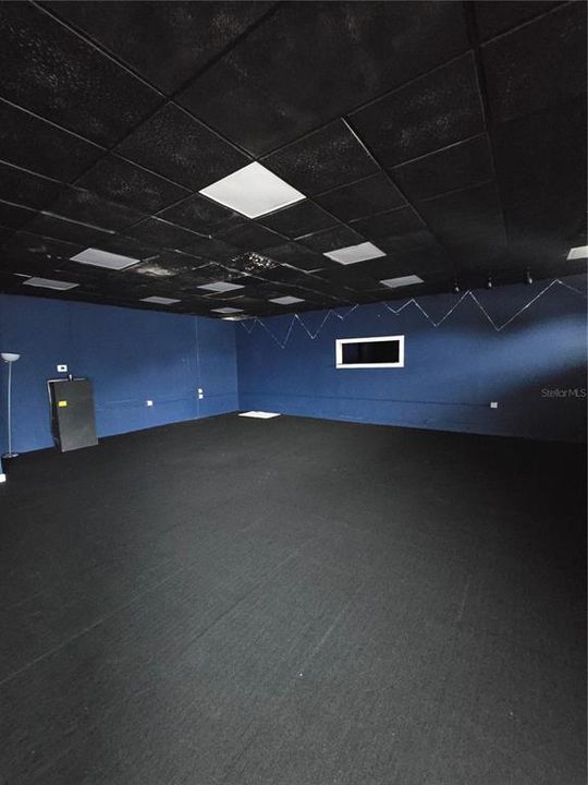 Под контрактом: $475,000 (0 спален, 0 ванн, 2928 Квадратных фут)