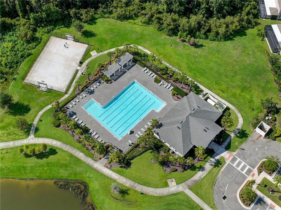 待售: $639,000 (4 贝兹, 3 浴室, 2537 平方英尺)