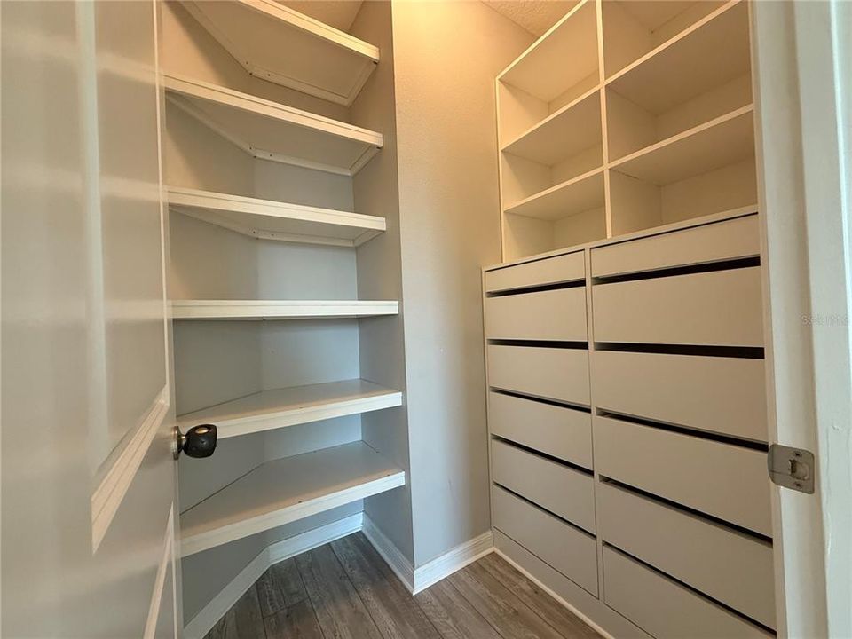 待售: $639,000 (4 贝兹, 3 浴室, 2537 平方英尺)