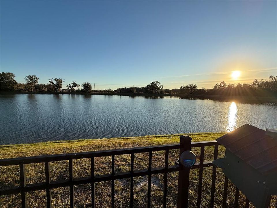 待售: $639,000 (4 贝兹, 3 浴室, 2537 平方英尺)