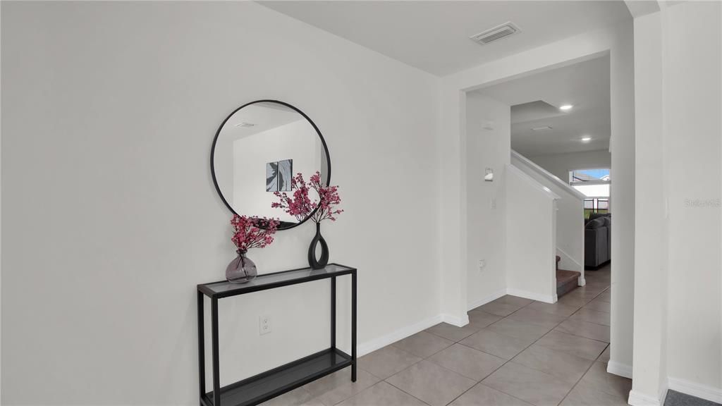 For Rent: $3,400 (5 beds, 3 baths, 2601 Square Feet)