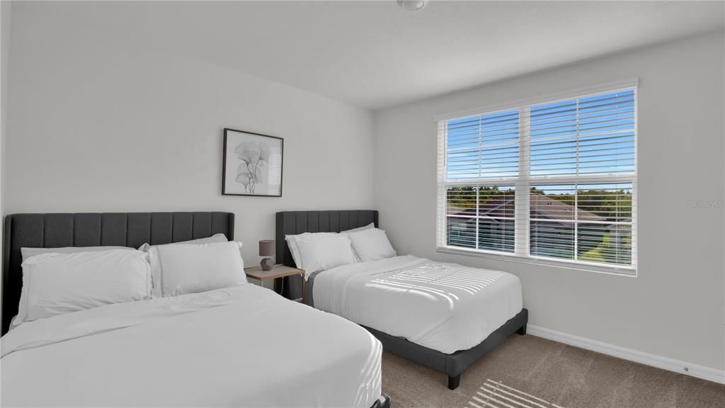 For Rent: $3,400 (5 beds, 3 baths, 2601 Square Feet)