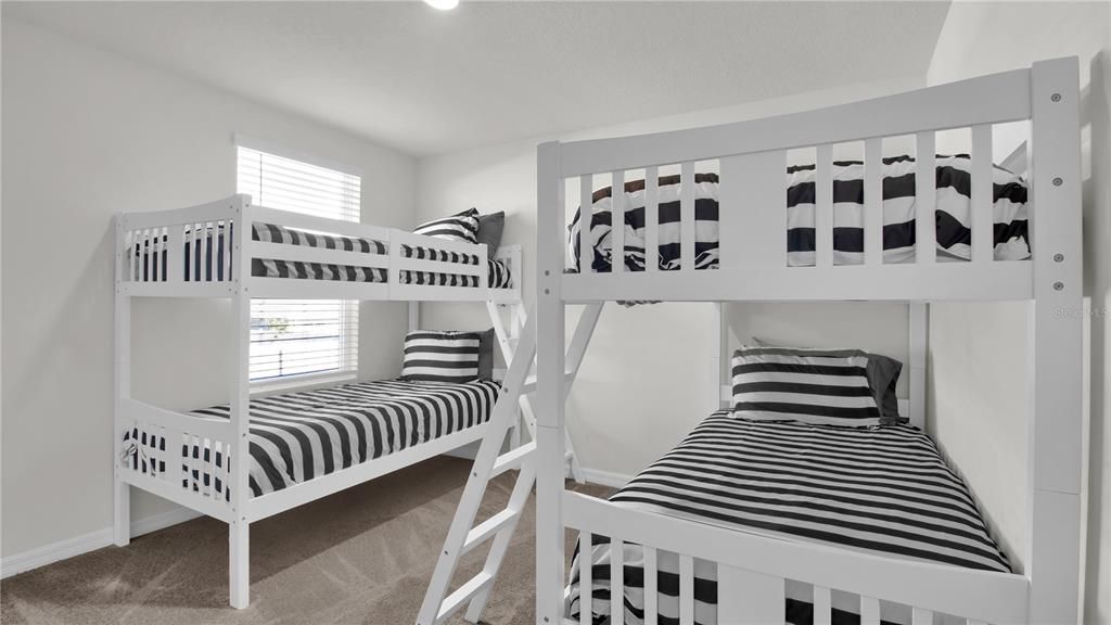 For Rent: $3,400 (5 beds, 3 baths, 2601 Square Feet)