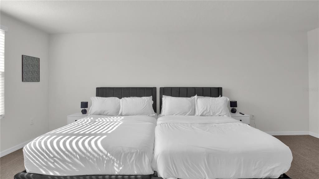 For Rent: $3,400 (5 beds, 3 baths, 2601 Square Feet)