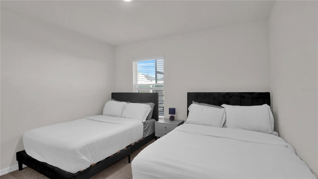 For Rent: $3,400 (5 beds, 3 baths, 2601 Square Feet)