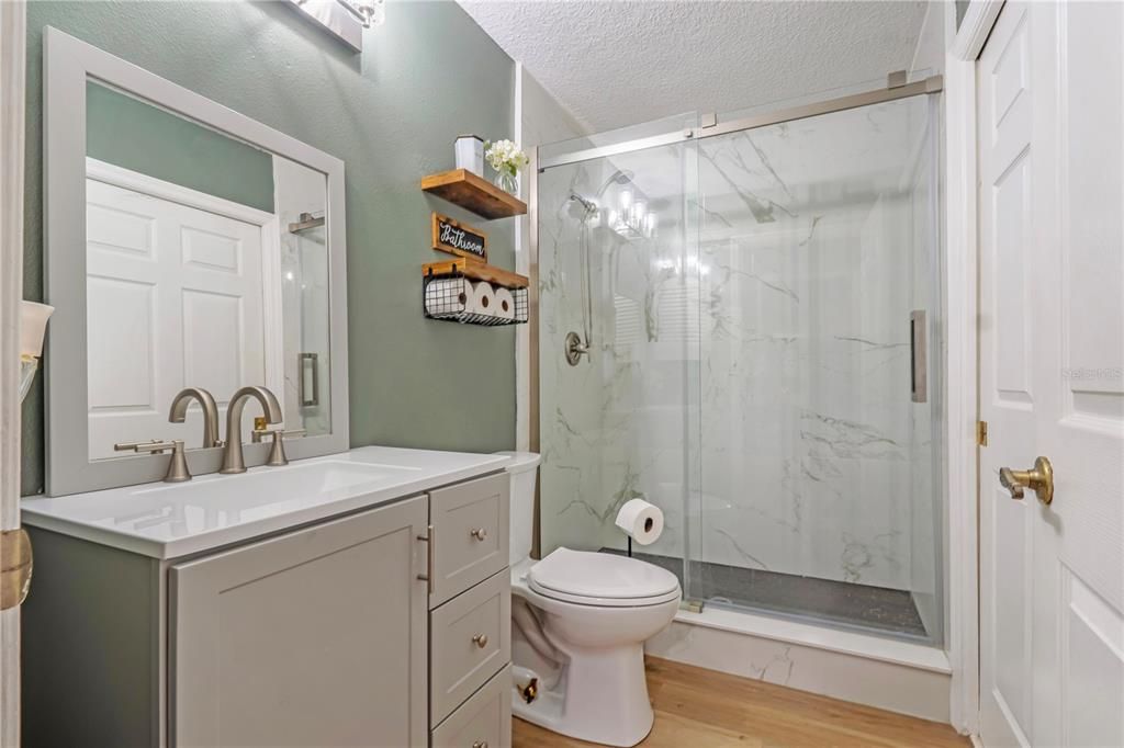 На продажу: $474,900 (4 спален, 3 ванн, 2037 Квадратных фут)