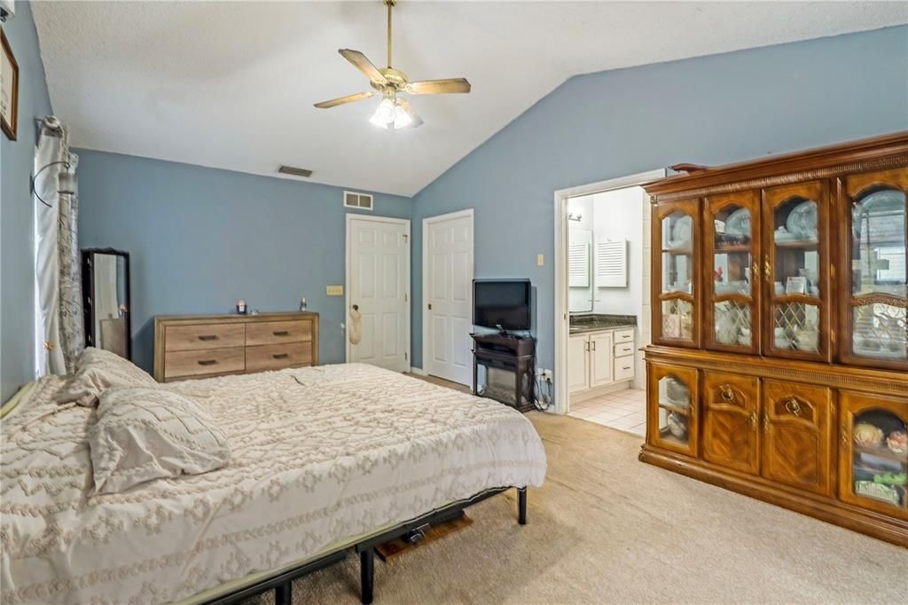 На продажу: $474,900 (4 спален, 3 ванн, 2037 Квадратных фут)