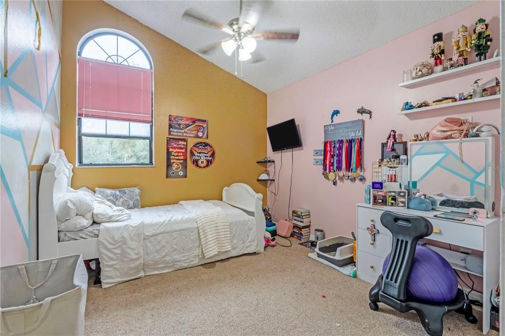 На продажу: $474,900 (4 спален, 3 ванн, 2037 Квадратных фут)