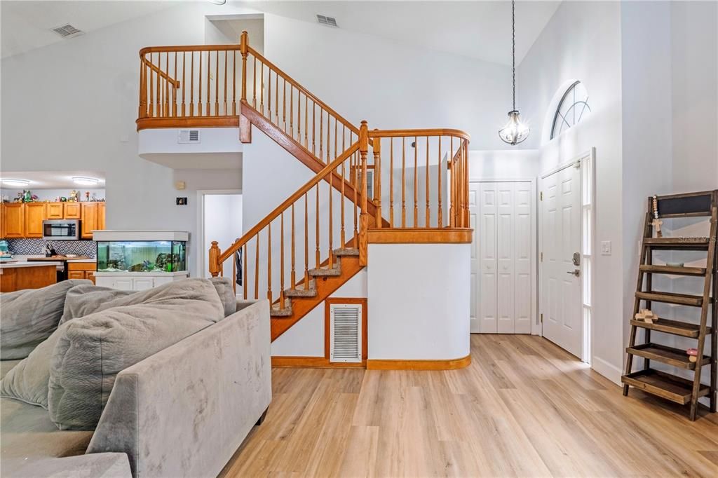 На продажу: $474,900 (4 спален, 3 ванн, 2037 Квадратных фут)