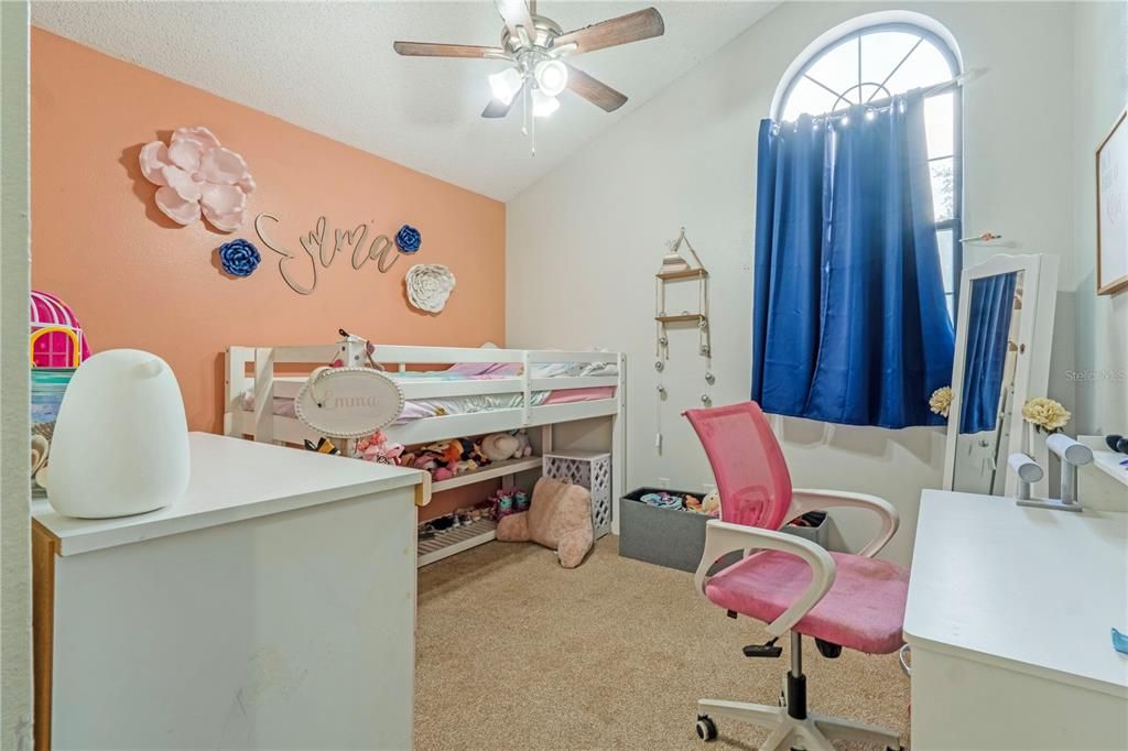 На продажу: $474,900 (4 спален, 3 ванн, 2037 Квадратных фут)