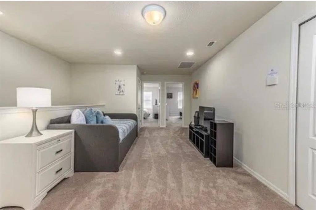 На продажу: $470,000 (5 спален, 4 ванн, 2263 Квадратных фут)