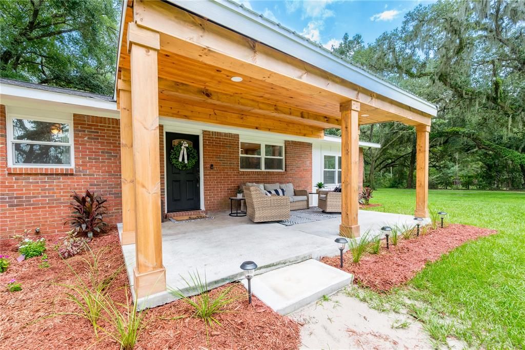 For Sale: $450,000 (3 beds, 2 baths, 1455 Square Feet)