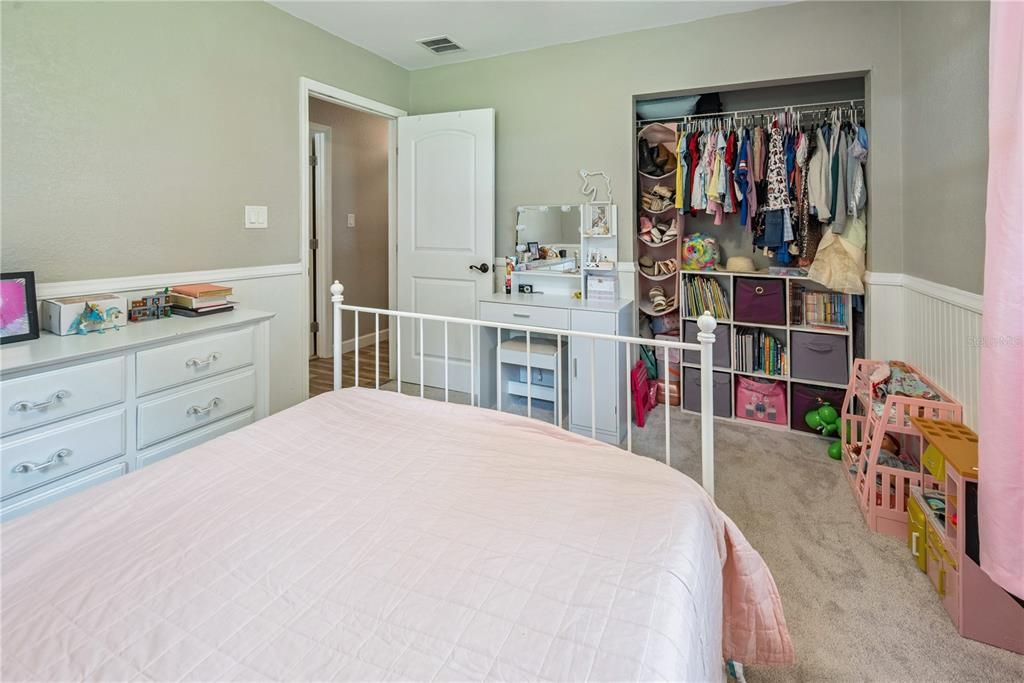 For Sale: $450,000 (3 beds, 2 baths, 1455 Square Feet)