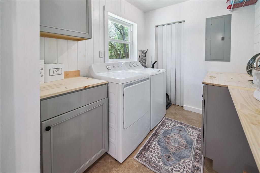 For Sale: $450,000 (3 beds, 2 baths, 1455 Square Feet)